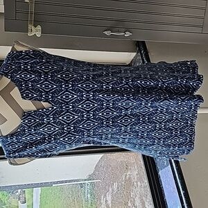 Ladies Jones New York top